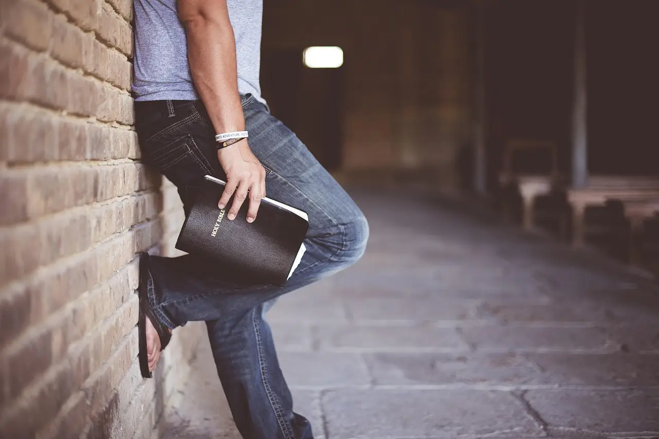 Triarchy launches first WTRLSS-powered denim line